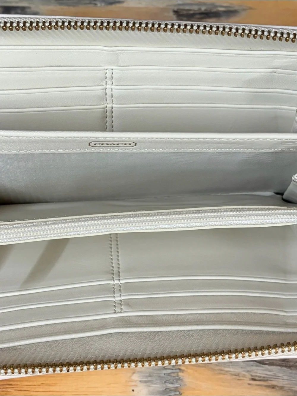 Coach Chelsea Inlaid Charlie Zip Wallet Mosaic Art Design Cream Red